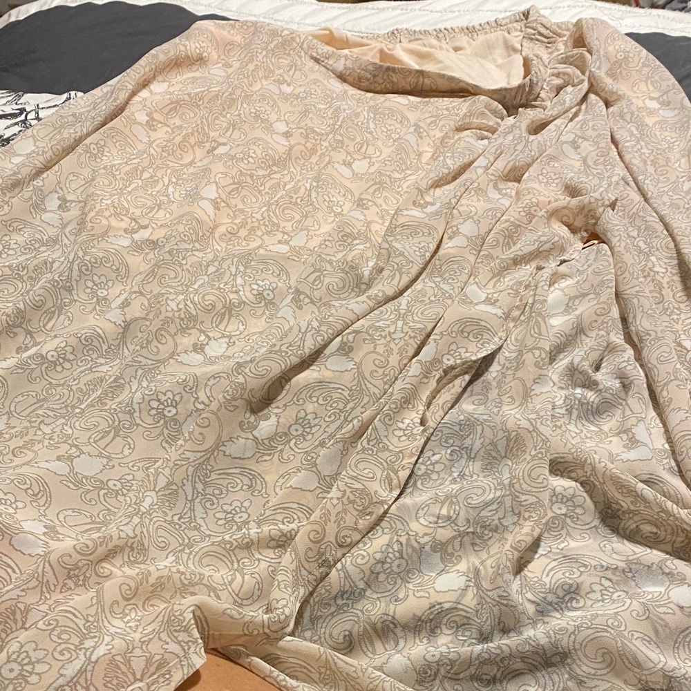 Cato Cream and Gray Paisley Skirt